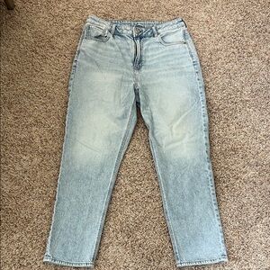 American Eagle Mom Jeans